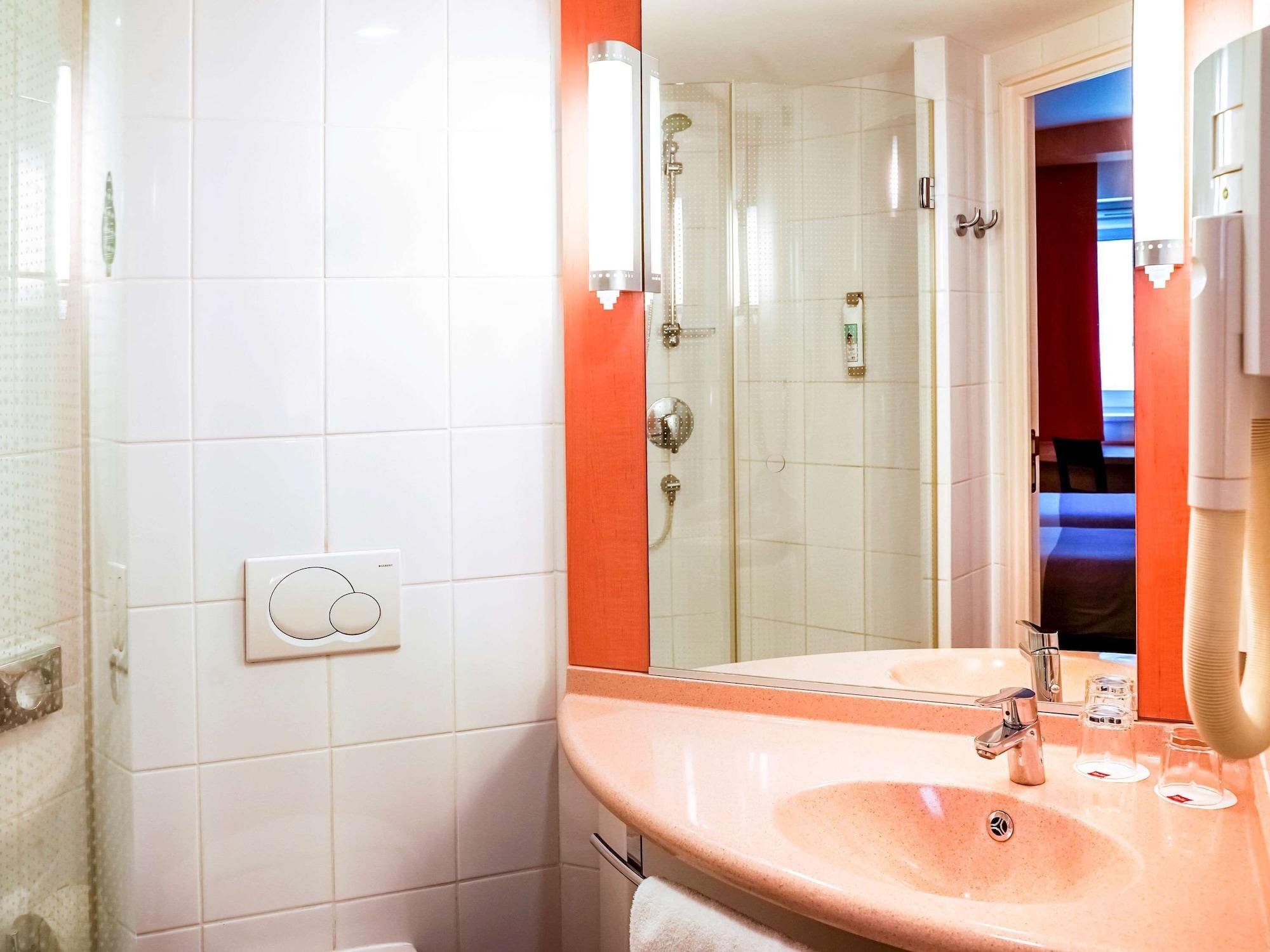 Ibis Hotel
