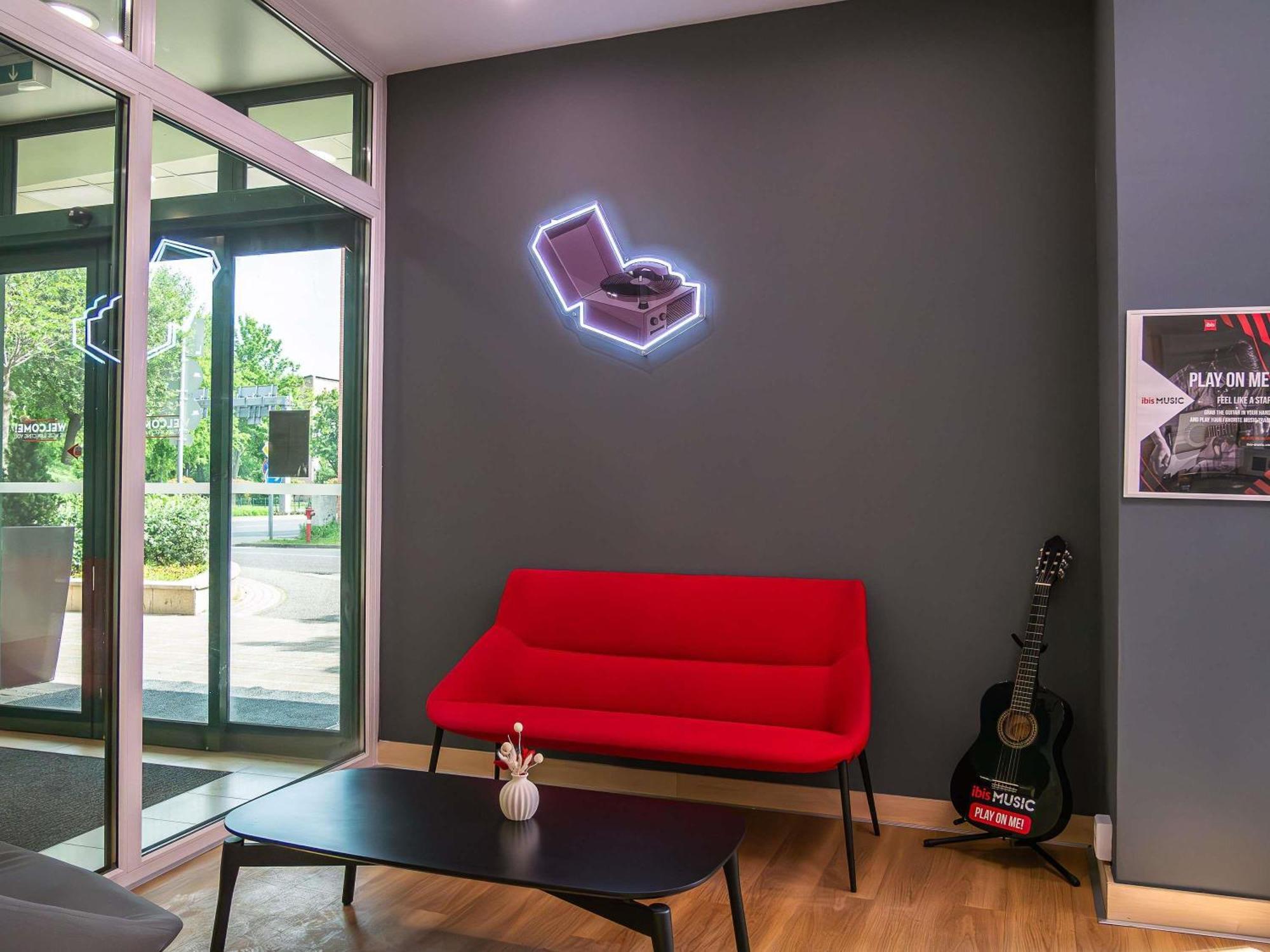 Ibis Hotel